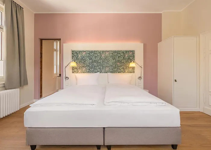 Teinach - Wilhelmshoehe * Bad Teinach-Zavelstein